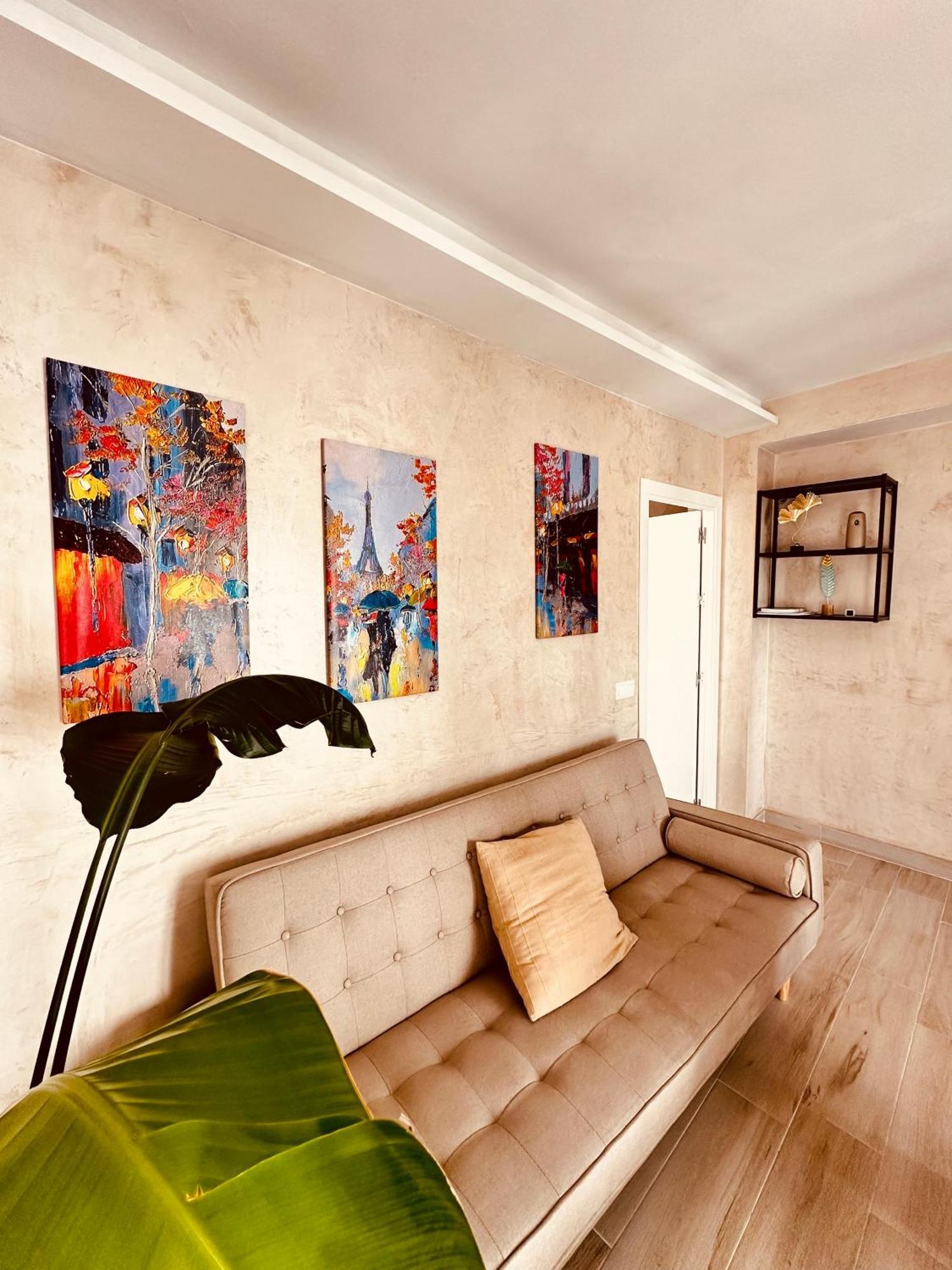 Cherry Jacuzzi Apartment Ronda Exterior photo